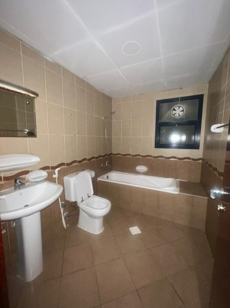 2 BHK Apartment for rent in A&F Tower